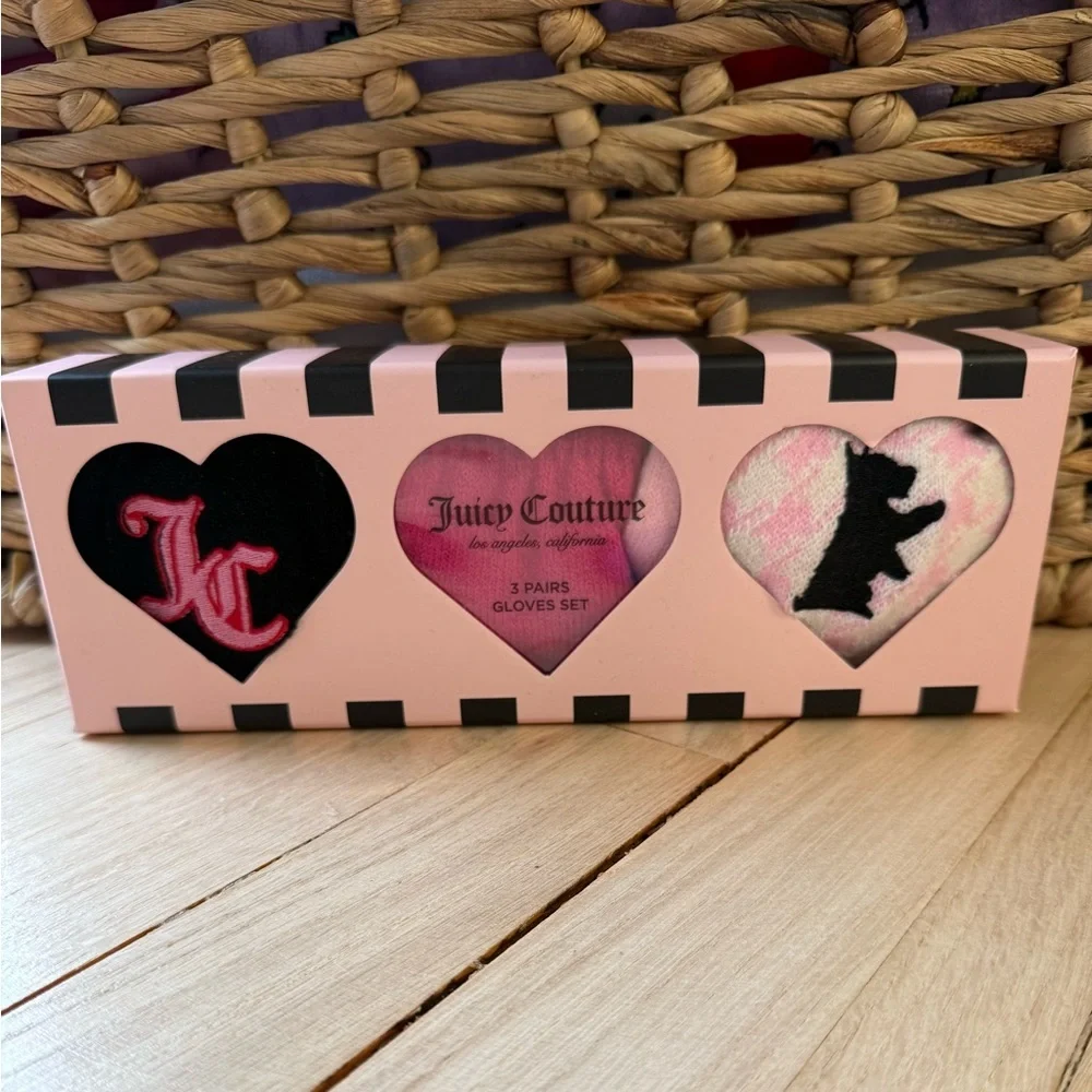 Juicy couture three pack glove set